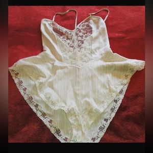 💰SOLD 💰Gianni Versace vintage lingerie
